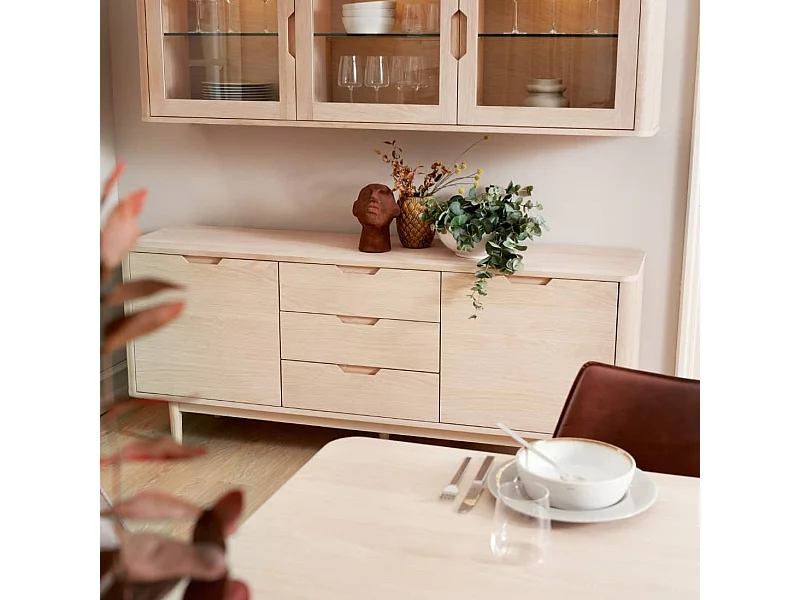 Buffet Nyborg avec 2 portes et 3 tiroirs - Chêne massif et MDF - huile blanche