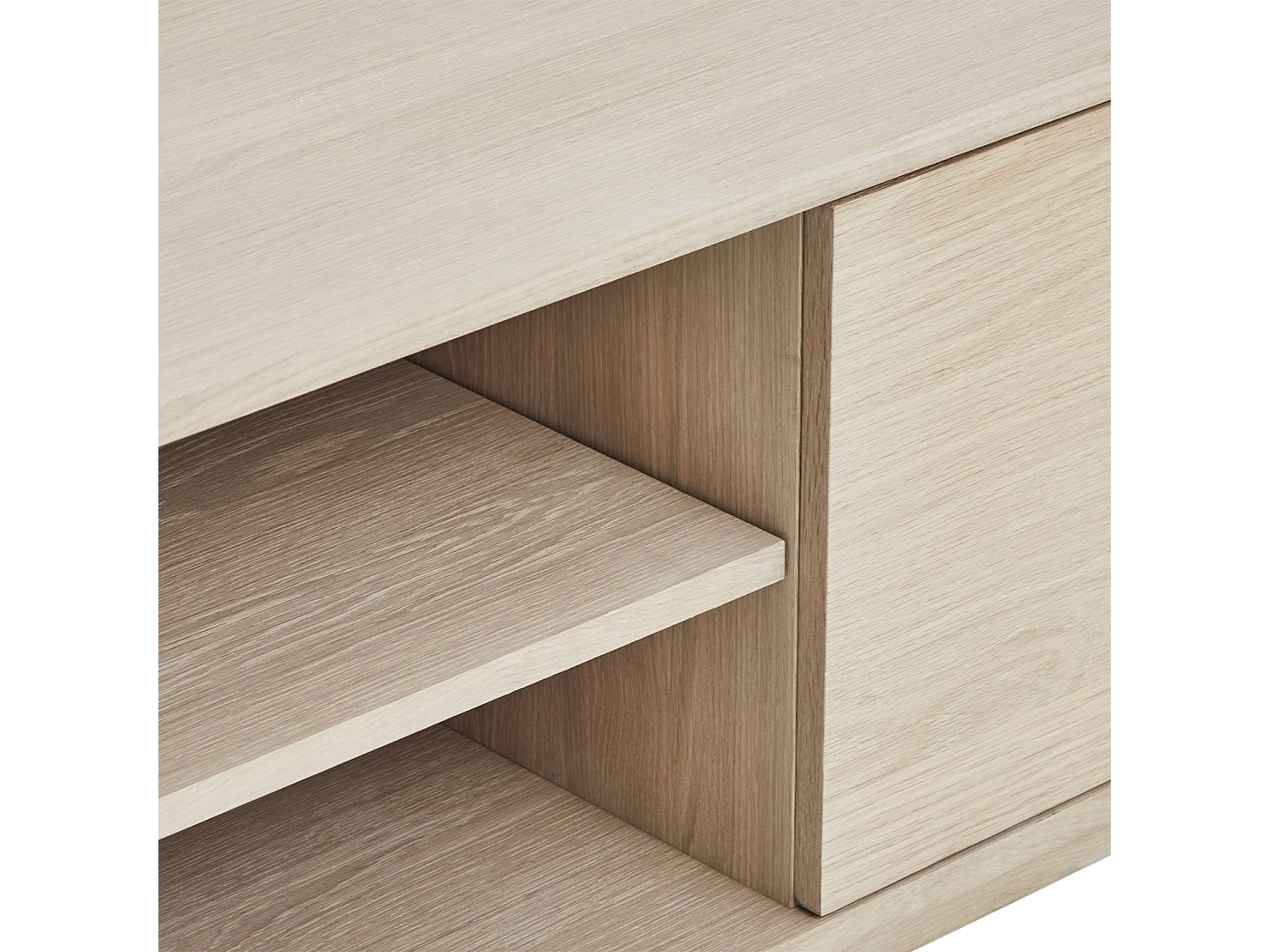 Meuble TV Nyborg avec 3 portes et 2 niches - Chêne massif et MDF - huile blanche