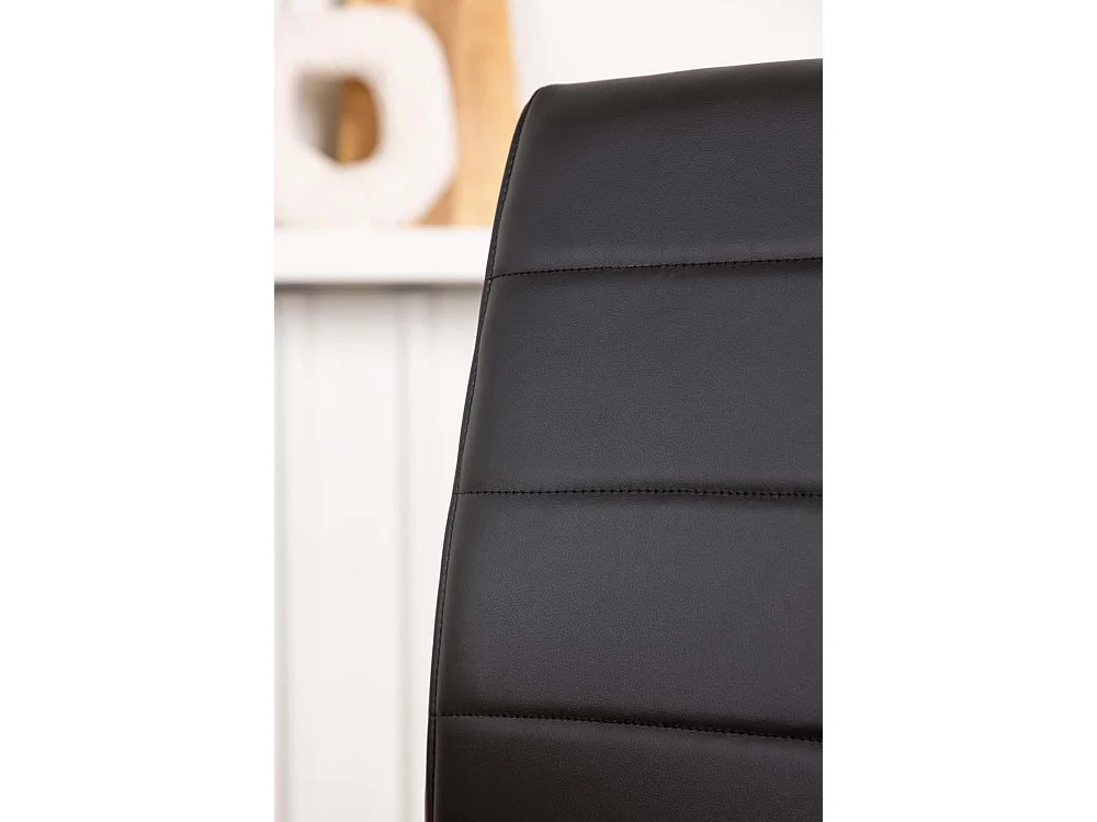 Tempo eetkamerstoel PU kunstleer zwart.