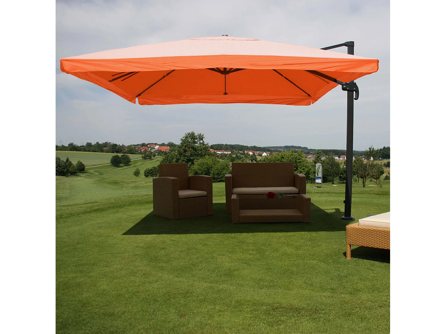 Ombrellone parasole decentrato MCW-A96 3,5x3,5m alluminio con volante arancione girevole senza base