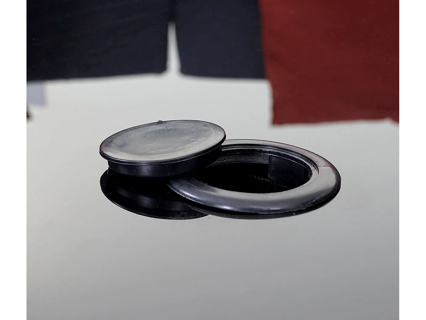 Poly-Rattan Garnitur MCW-E17 rund, Schwarz, Polster dunkelgrau, Kissen terracotta