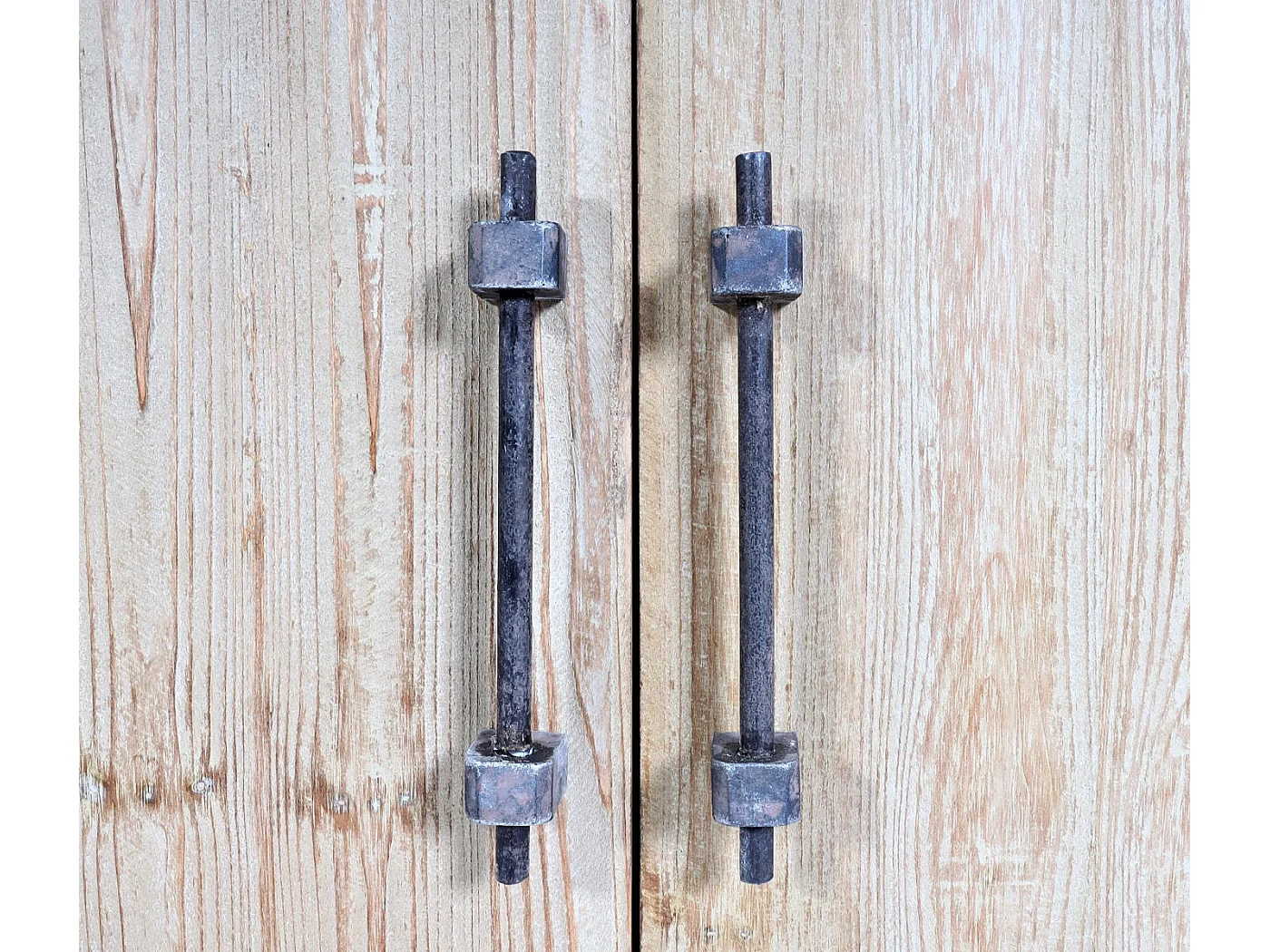 Sideboard MCW-L76, Kommode Schrank, Industrial Massiv-Holz MVG-zertifiziert 80x120x48cm, natur mit Metall-Optik