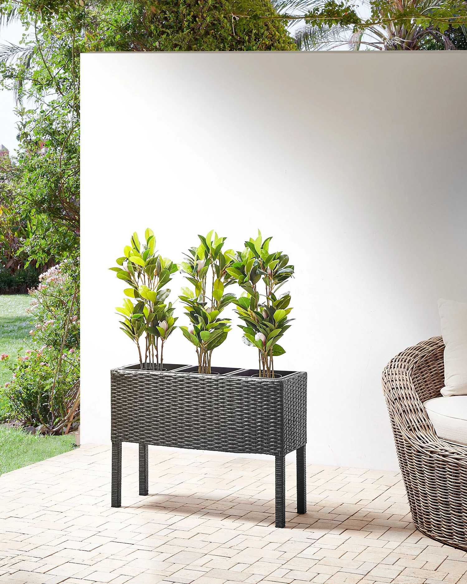 Blumentopf mit Beinen CARAGANA PE Rattan 77 cm Schwarz