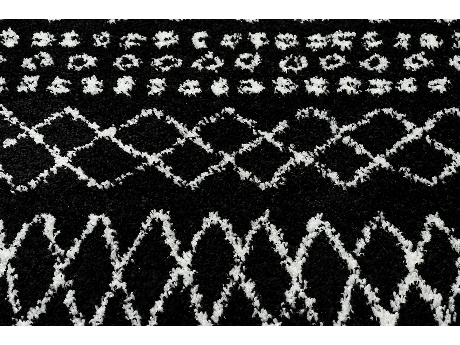 Tapis BERBER ETHNIC G3802 noir et blanc Franges berbère marocain shag 200x290 cm