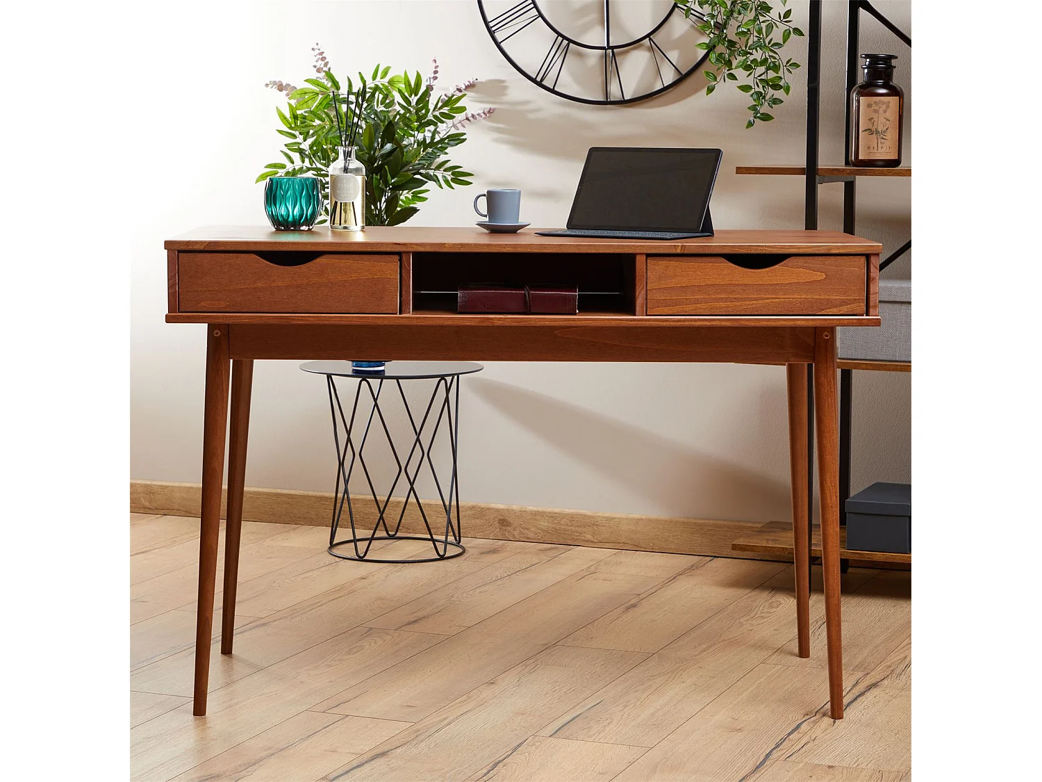 Bureau STEFANO en pin massif avec 2 tiroirs et 1 niche intégrée lasuré brun foncé