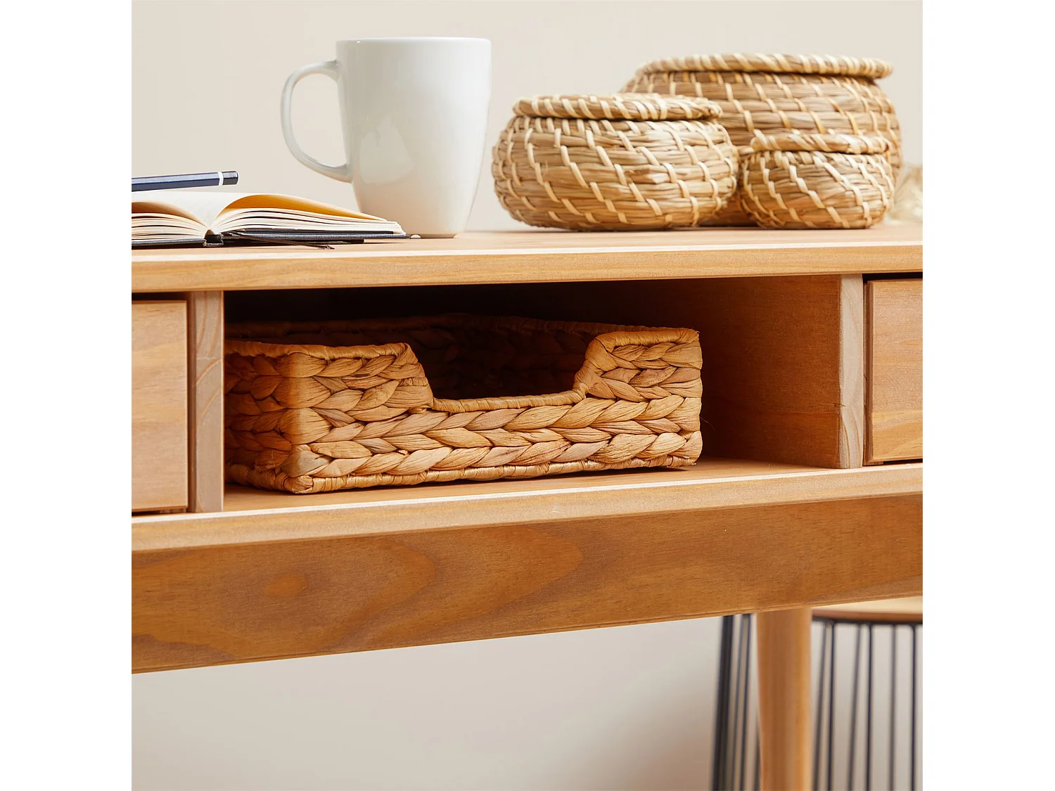 Bureau STEFANO en pin massif avec 2 tiroirs et 1 niche intégrée lasuré brun