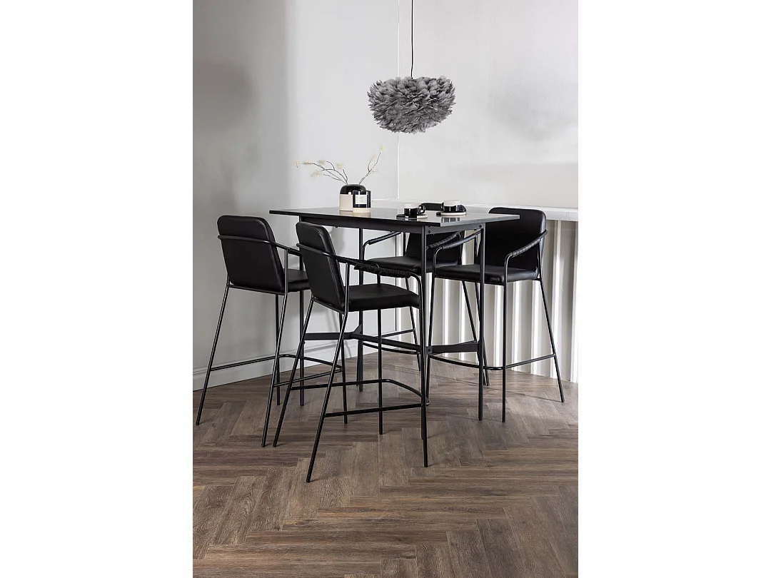 Rax barmeubelset bartafel zwart en 4 Tvist barstoelen zwart.