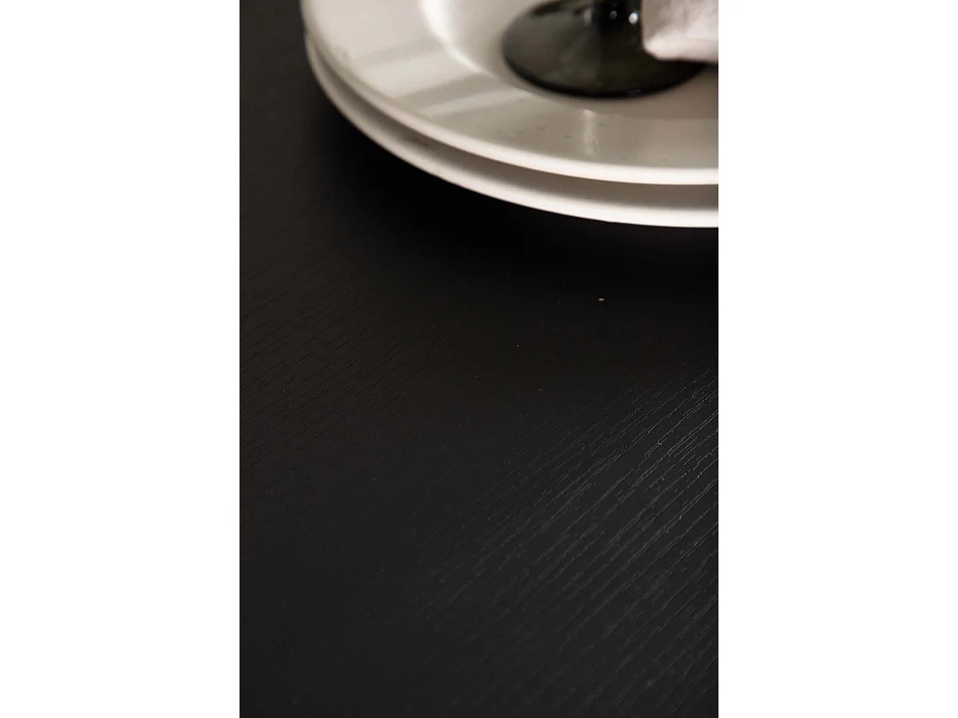 Brea Bartisch schwarz.