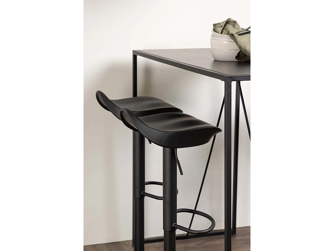 Brea barmeubelset bartafel zwart en 4 Adesto barstoelen zwart.