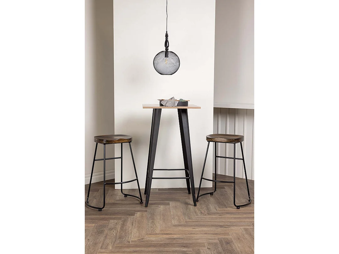 Tempe Bartisch Nussbaum dekor und 2 Ozark Barhocker natur.