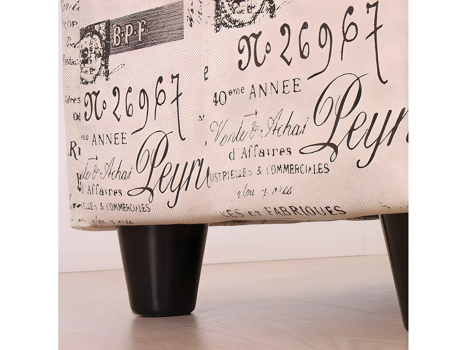 Opbergkist Kriens,  belettering, crème