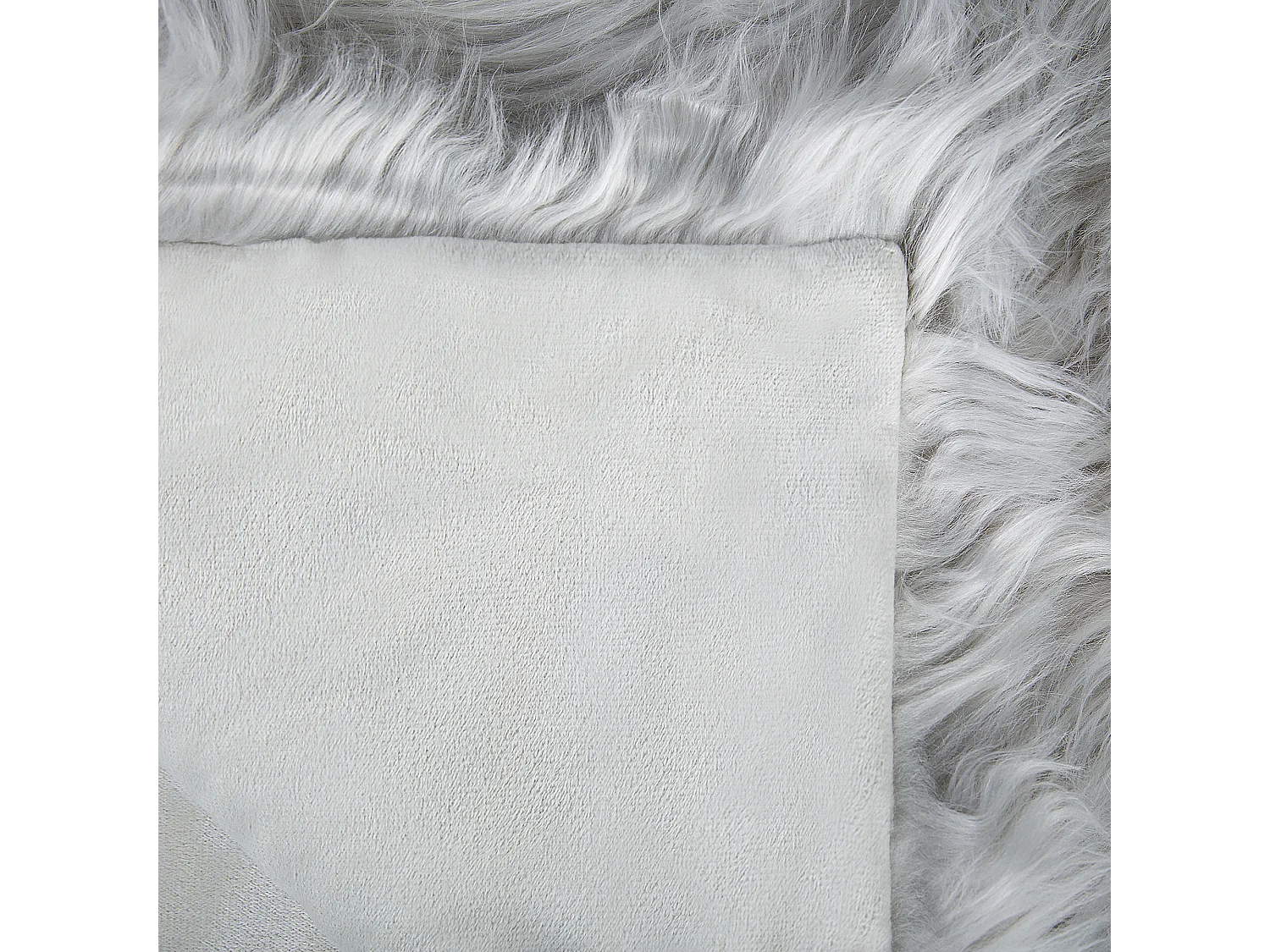 Dekorative Tagesdecke hellgrau 200 x 220 cm Delice