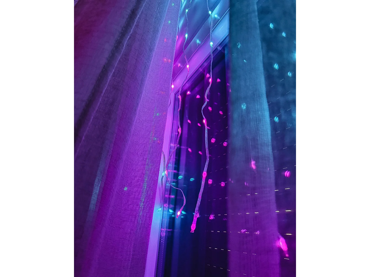 Lumières LED transparentes pour rideaux 150 cm contrôlables par application KULUSUK