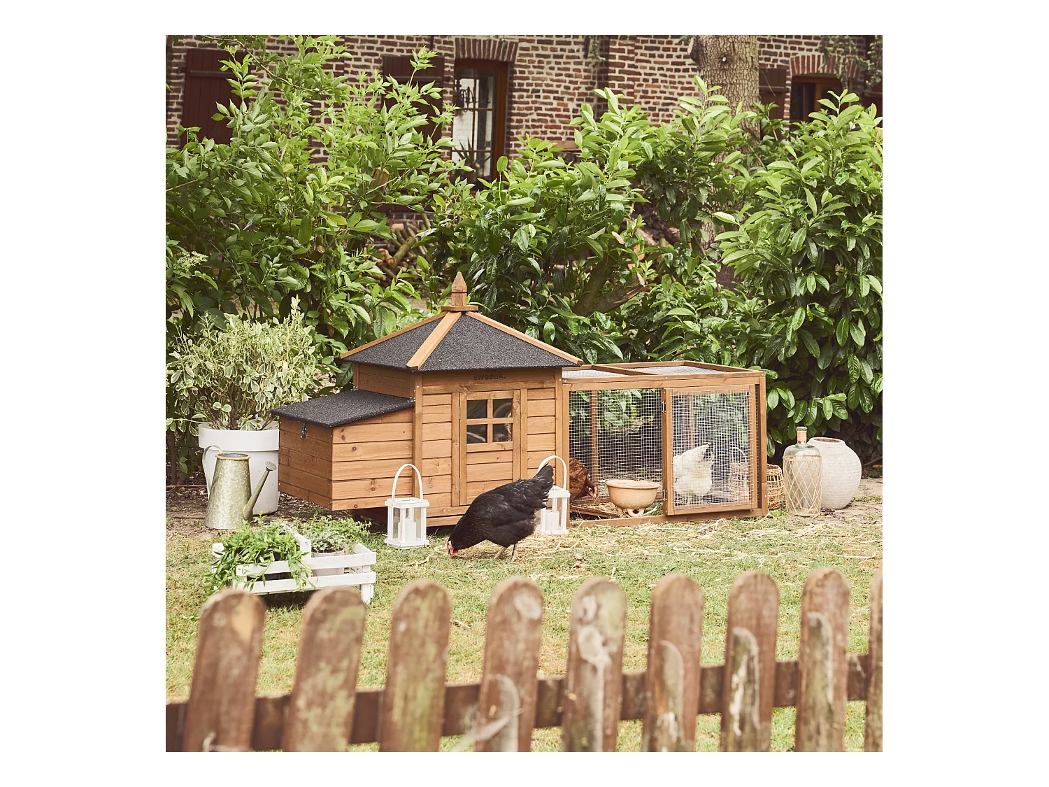 Gallinero de madera con corral para 4 gallinas madera