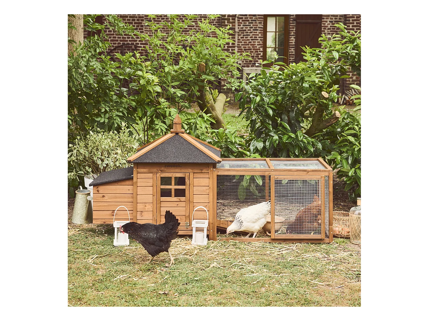 Gallinero de madera con corral para 4 gallinas madera