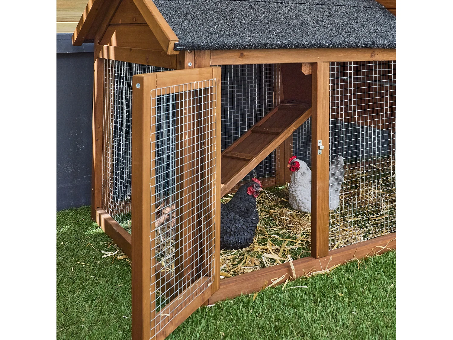 Gallinero de madera con corral para 3 gallinas madera
