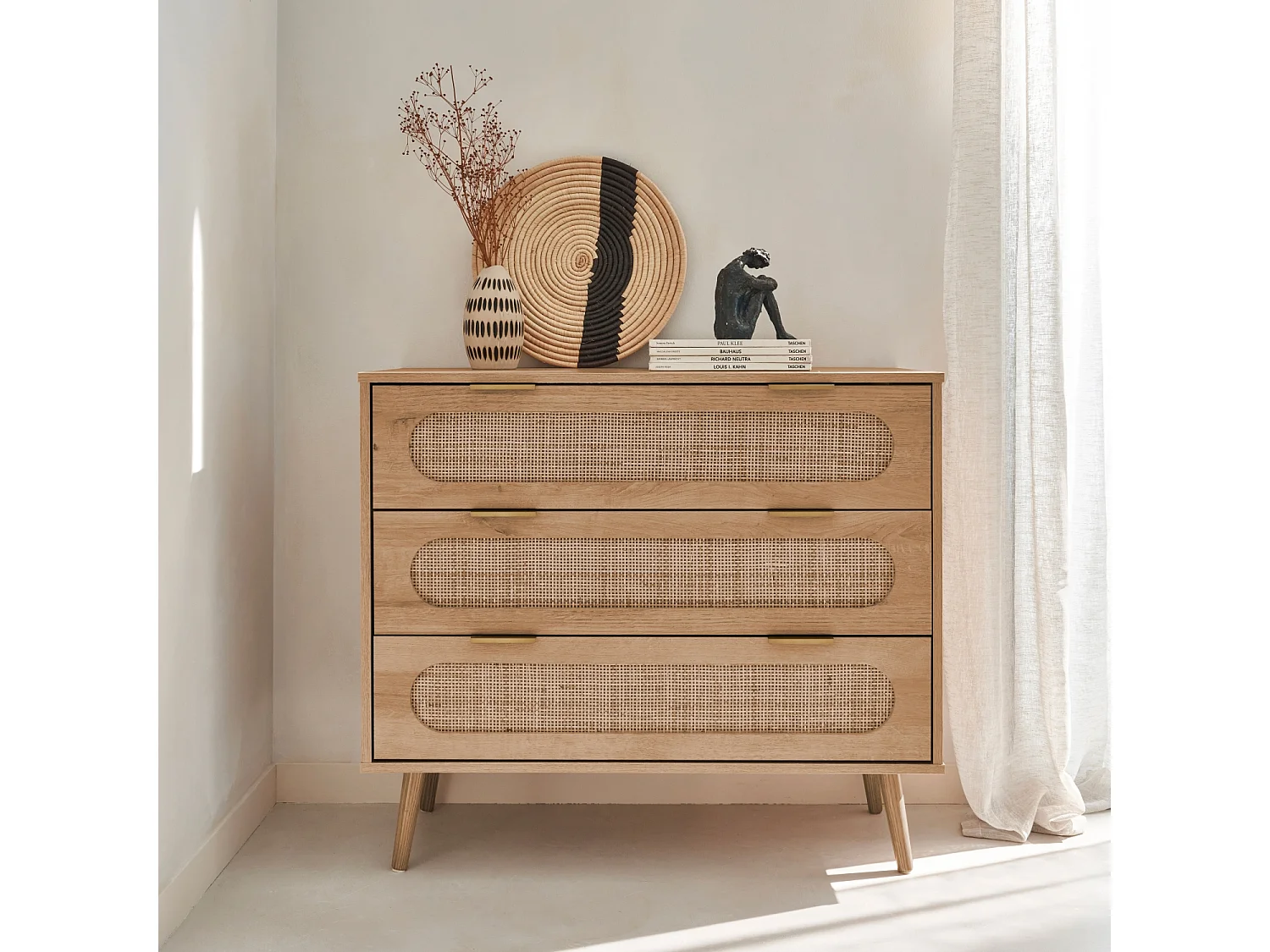 Commode. Eva. décor bois et cannage arrondi. 3 tiroirs L 90 x l 39 x H 79cm