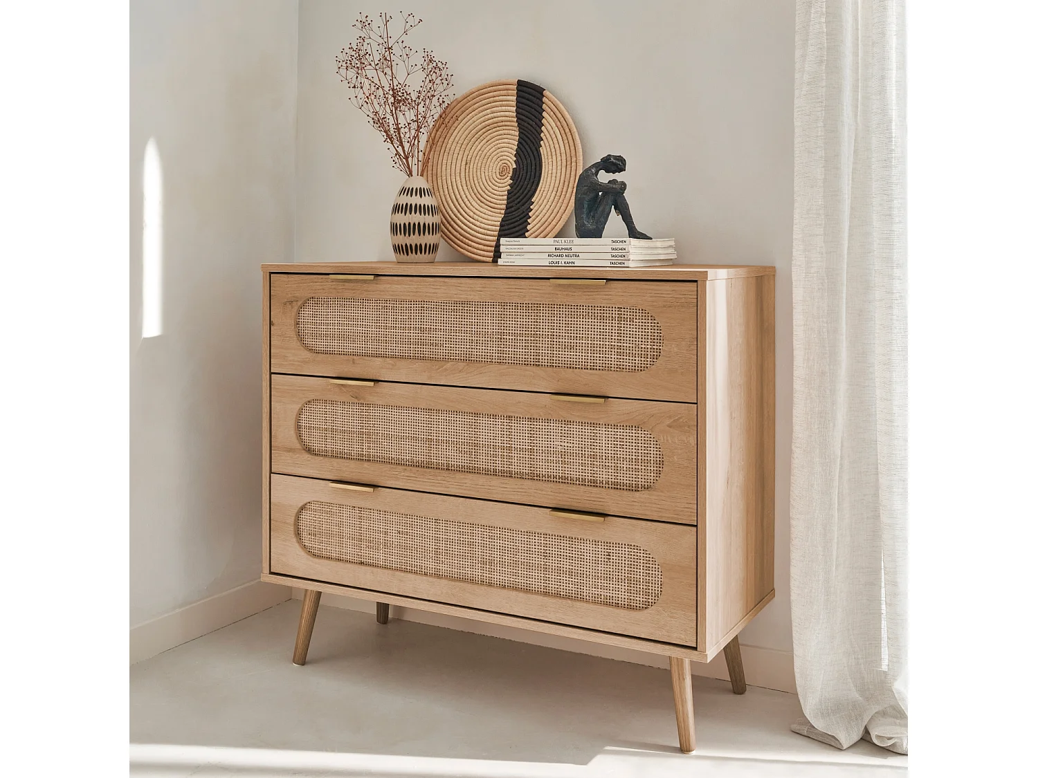Commode. Eva. décor bois et cannage arrondi. 3 tiroirs L 90 x l 39 x H 79cm