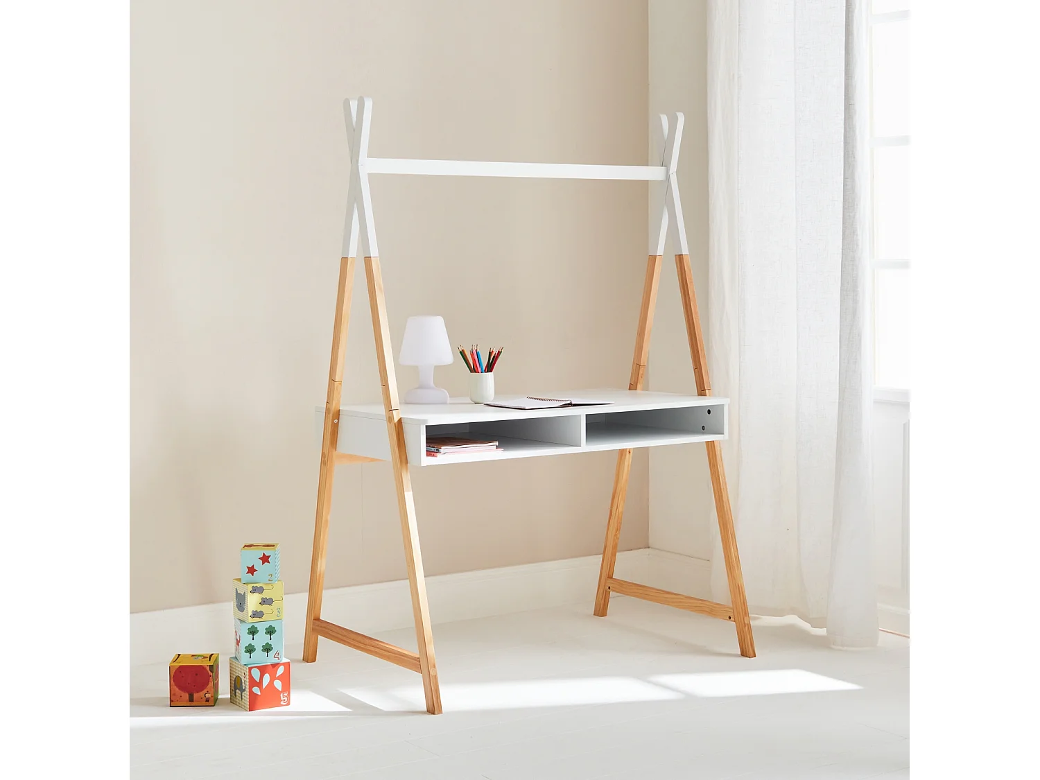 Bureau tipi blanc. Tobias. deux casiers. L 110 x l 75 x H 160cm