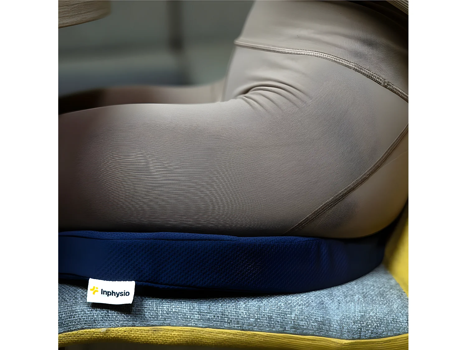 Coussin Ergonomique d'Assise en Forme de U - Charbon de Bambou - 46x37x6 - INPHYSIO