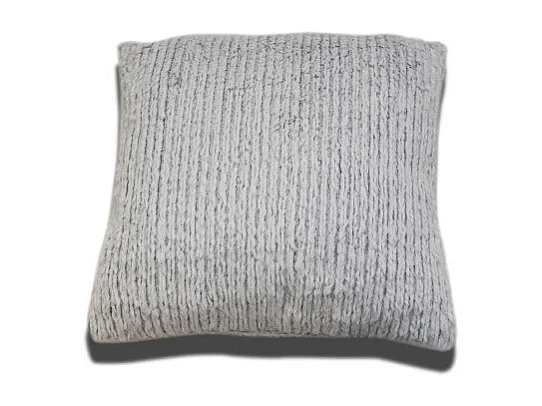 Coussin carré 40 cm gris clair en polaire douce effet tricot - LENO
