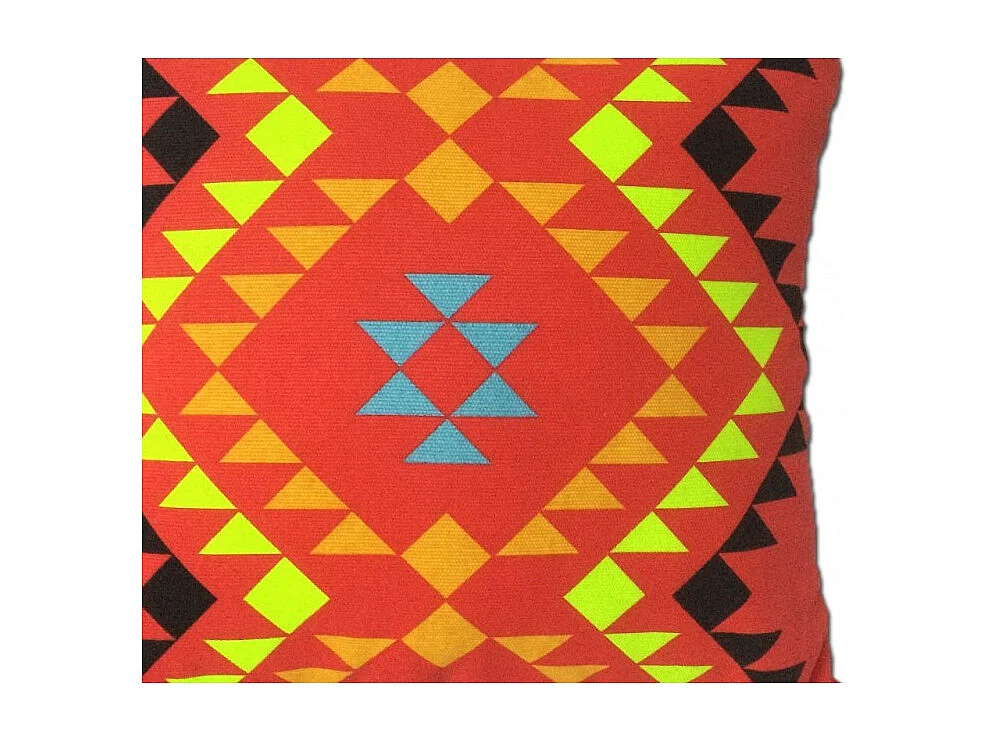 Coussin carré 45 cm avec motif tribal rouge - TRIBE