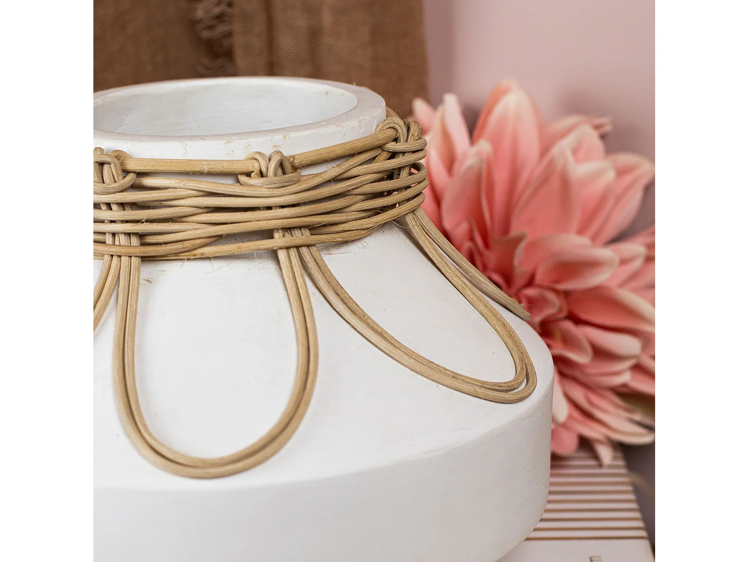 Now's Home - Vase En Beton Et Rotin Blanc D21xh16cm Nour