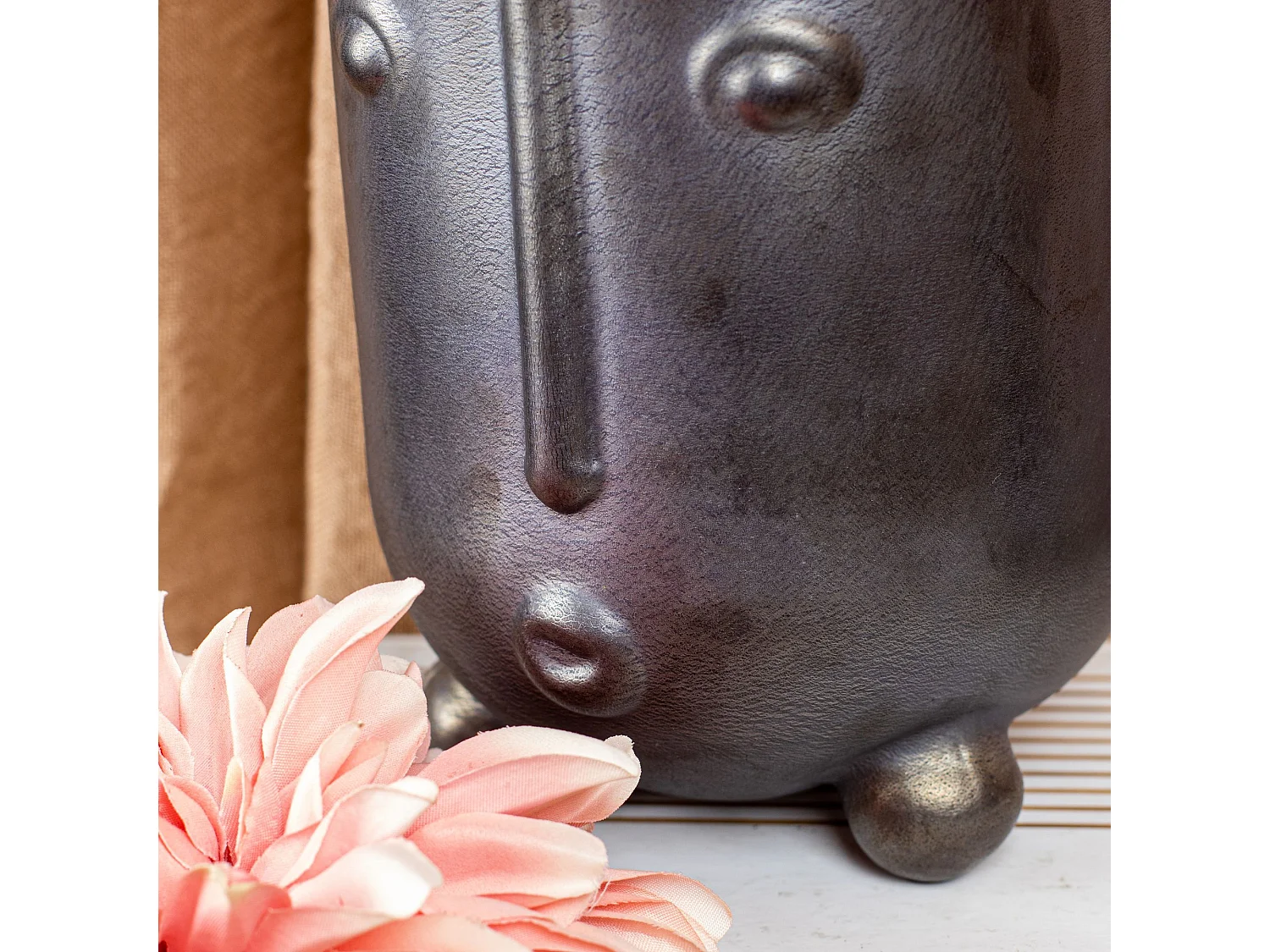 Now's Home - Vase En Verre Souffle A La Bouche Gris Metallise 16.5x15.5x24cm Olav