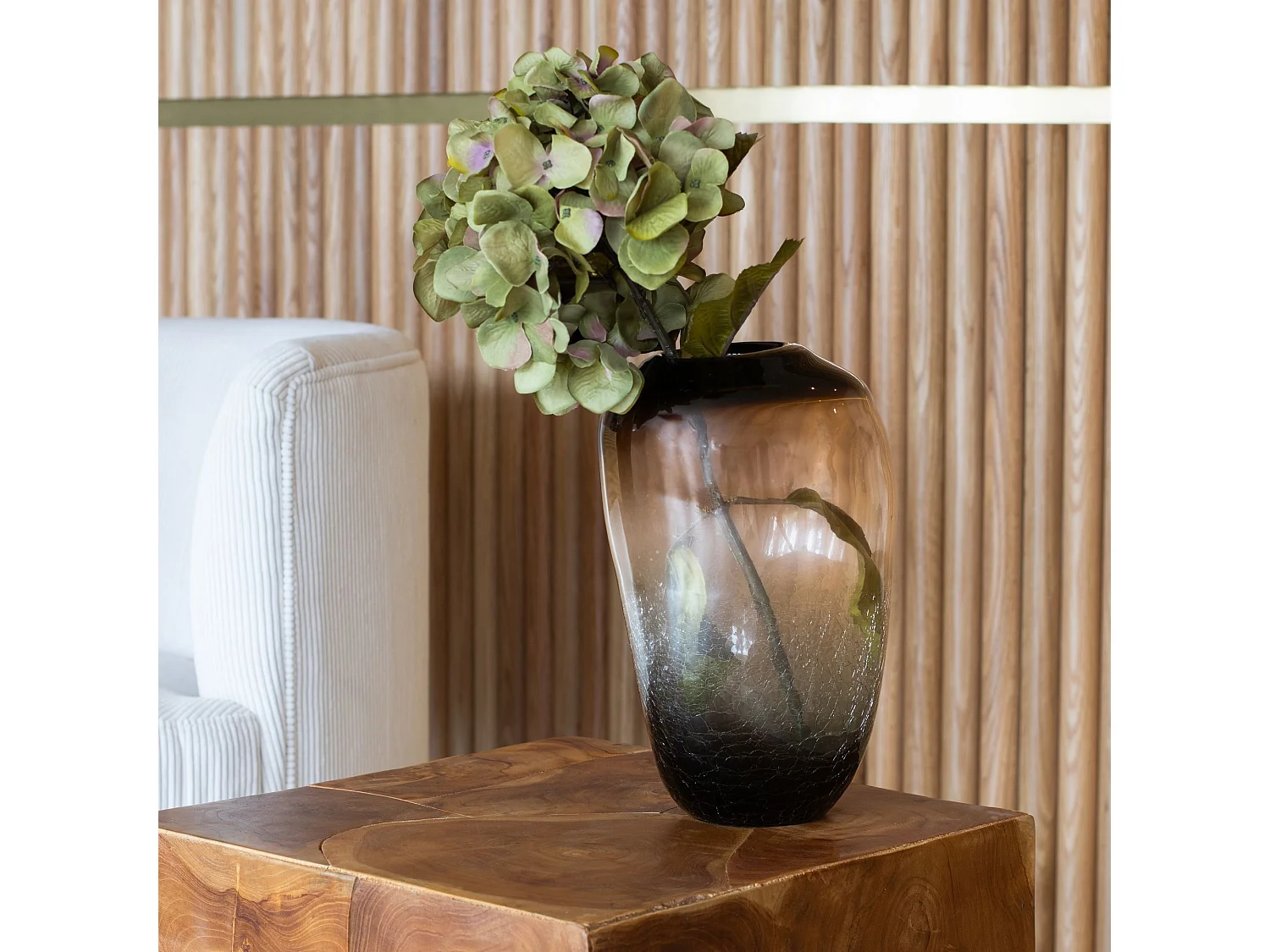 Now's Home - Vase En Verre Souffle A La Bouche  19x18x27cm Liv