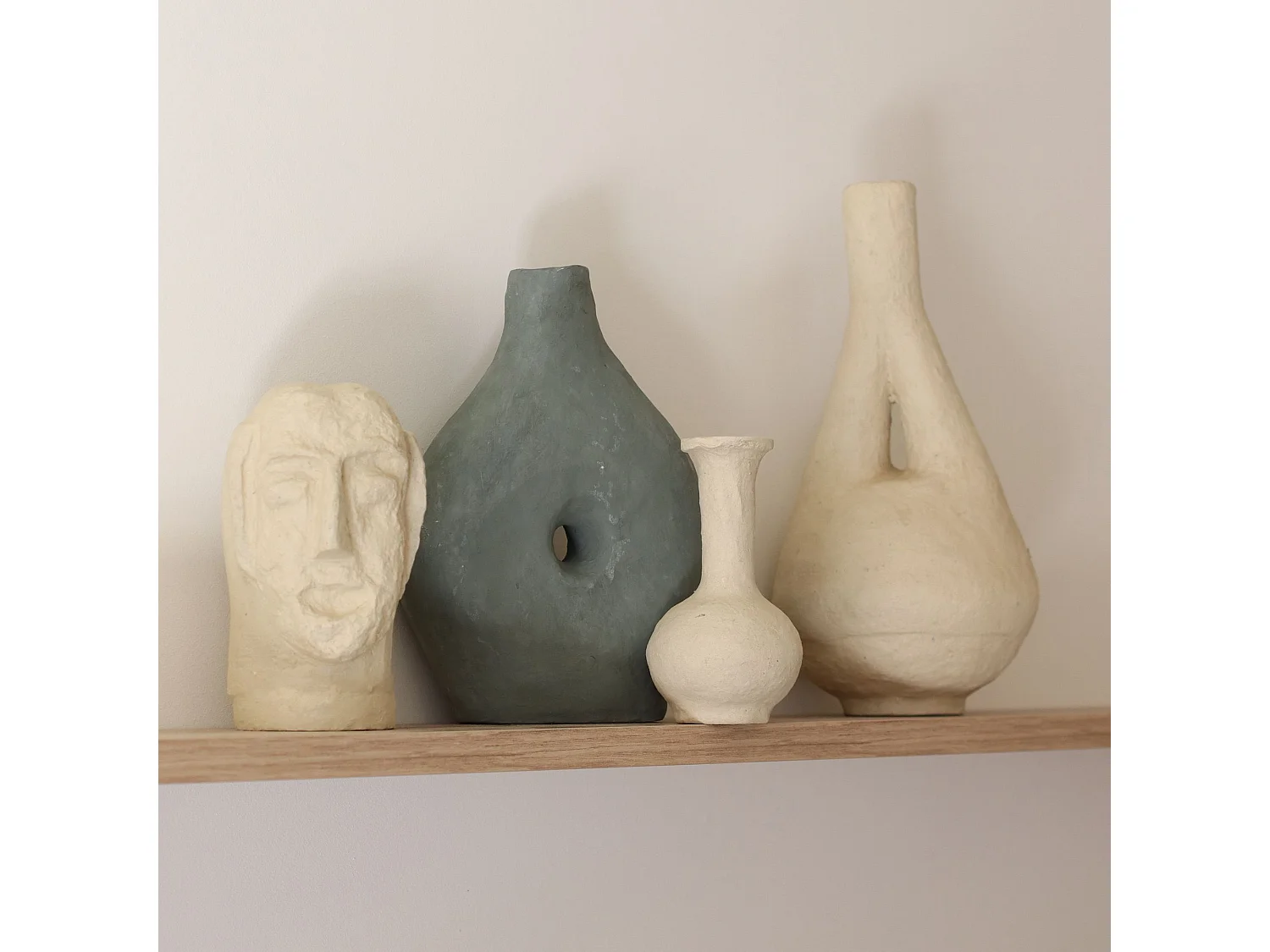 Now's Home - Vase Decoratif En Papier Mache Finition Lisse Kaki 25x8x35cm Nubie