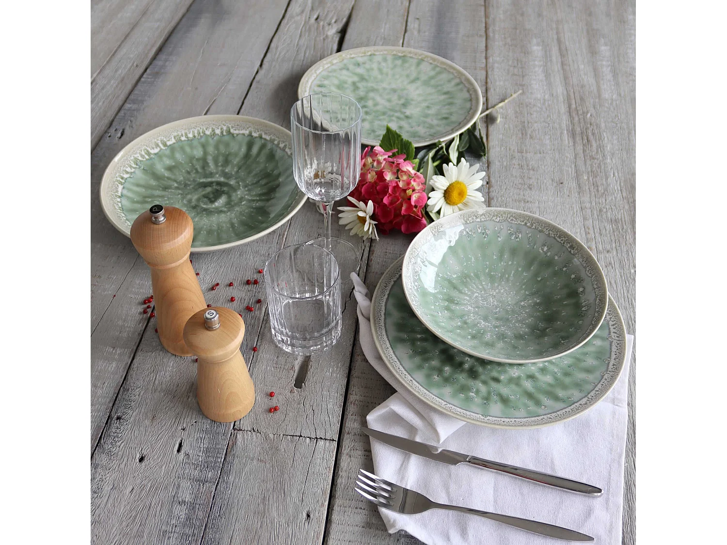 Novastyl - Lot 6 Assiettes Desserts Jade 20cm En Porcelaine Vert