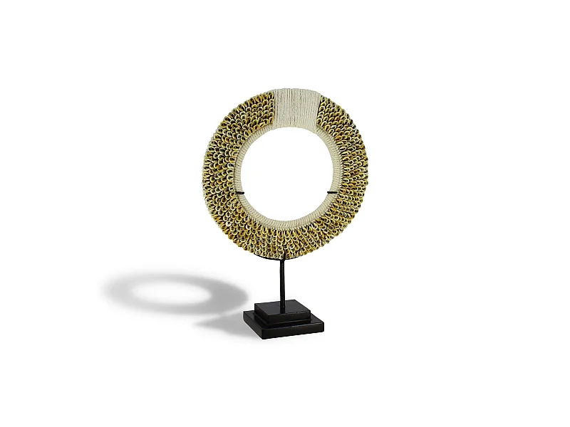 Now's Home - Collier De Coquillages Sur Socle En Metal H37cm Linh