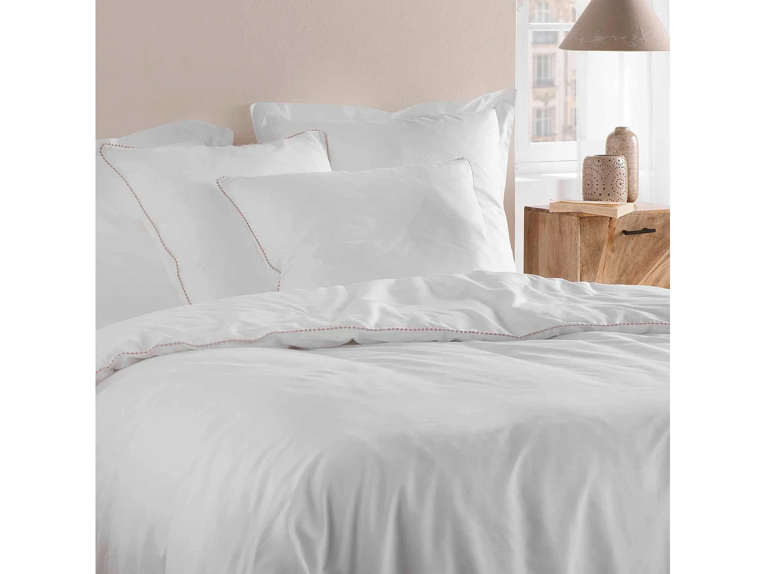 Bettwäsche mit Pompons 240 x 220 cm