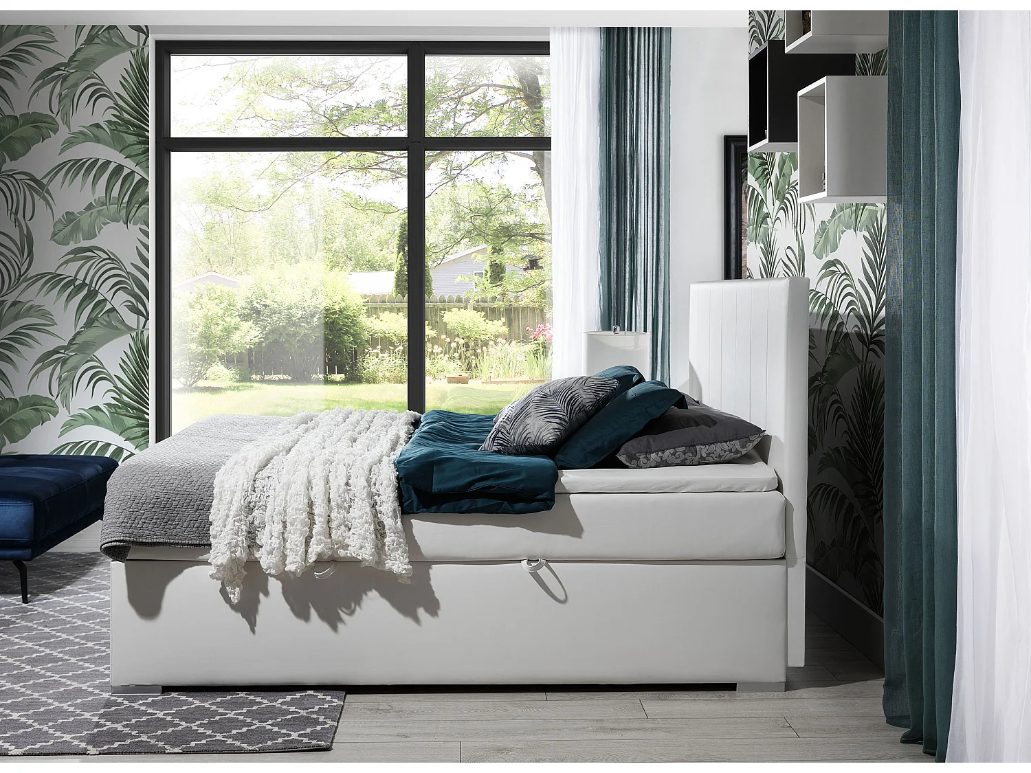 Lit continental simili cuir beige clair avec matelas et surmatelas Louna-140x200