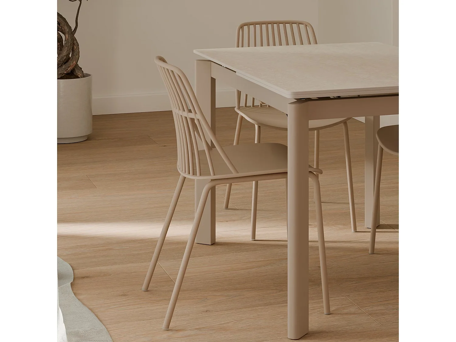 Chaise polyvalente en polypropylène Rivale-Couleur Beige