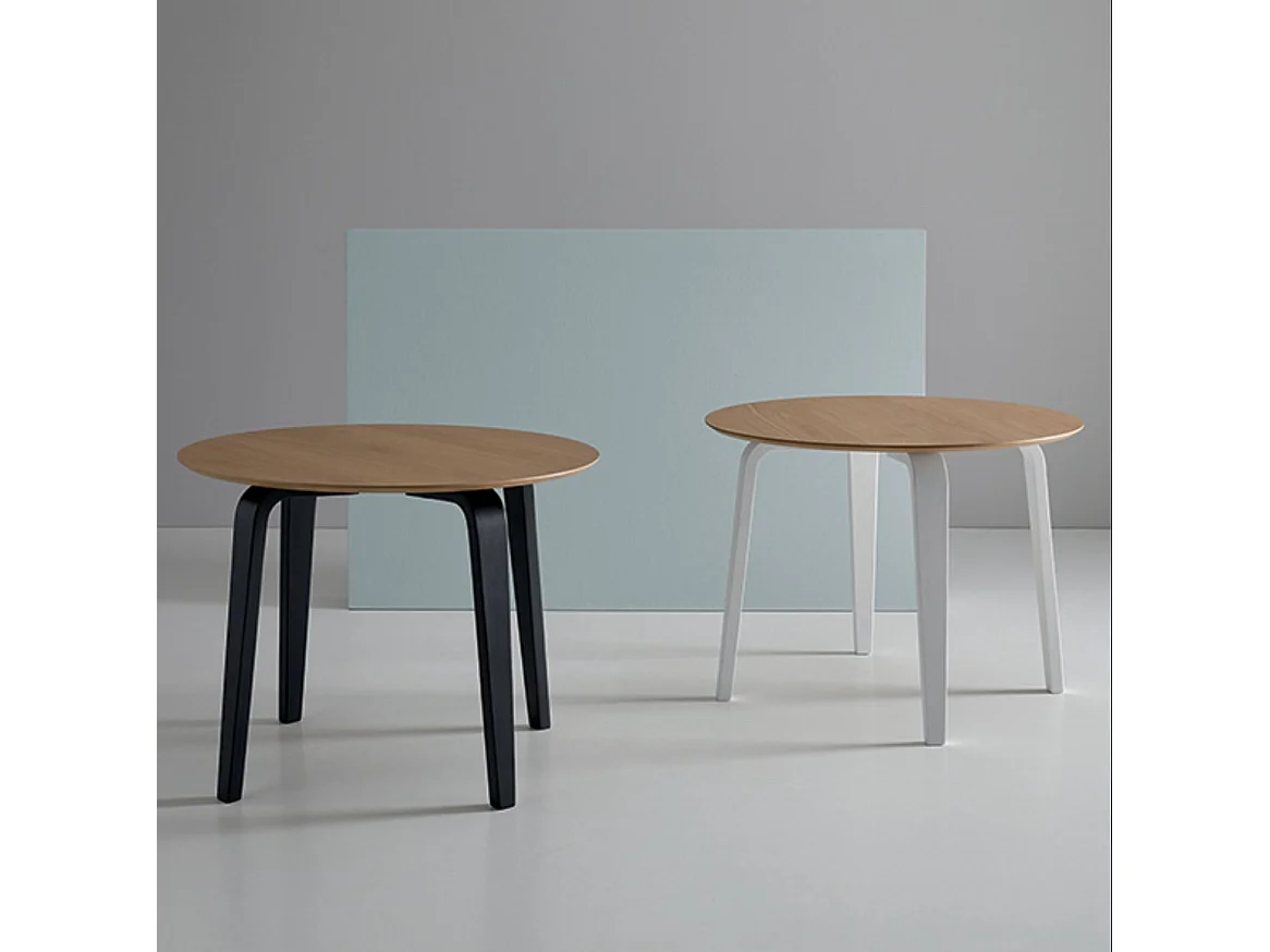 Table ronde Spinak en chêne clair et pieds laqués – Sobriété et élégance naturelle-Couleur Naturel/Blanc