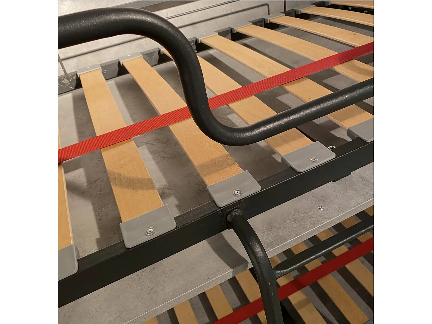 Horizontaal notenhouten stapelbed opklapbed 2 bedden 85x185 cm Bounto-2 matrassen 85x185cm