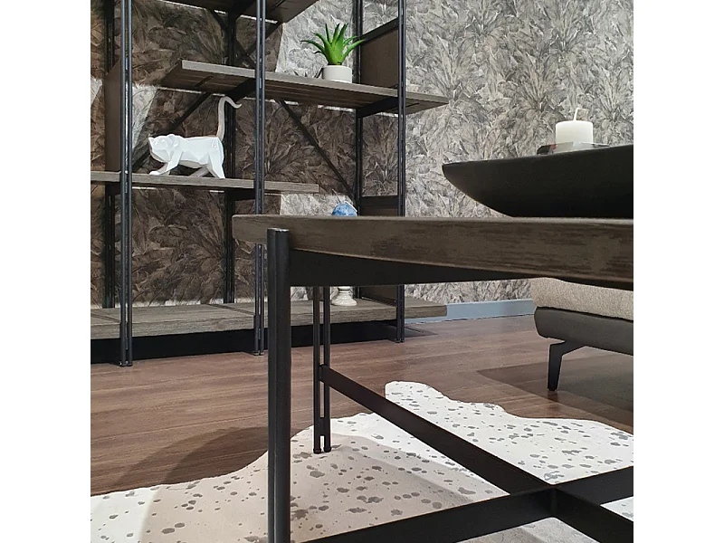 Table basse ovale en bois d'acacia cendré avec piètement métal - KUBI