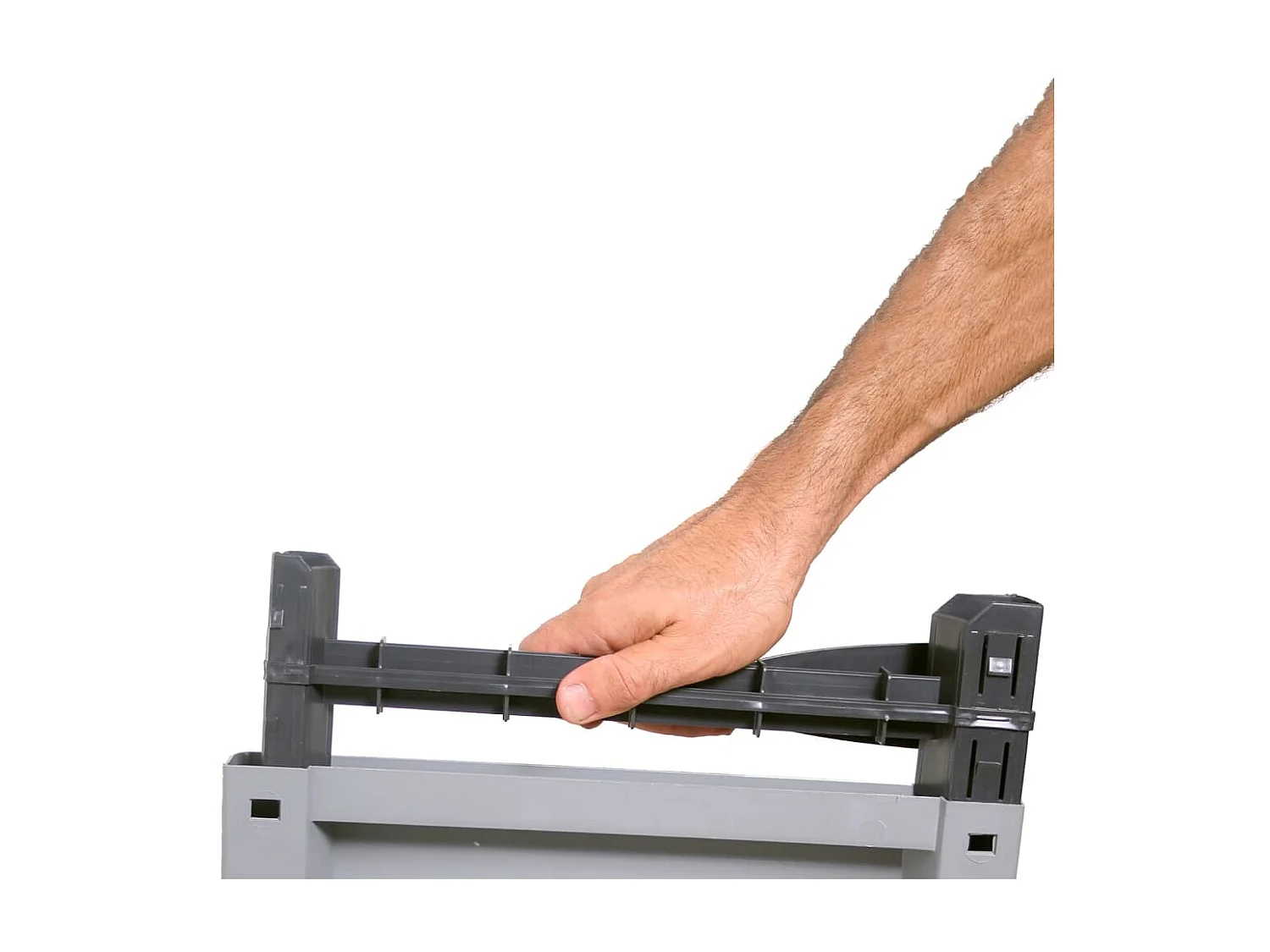 Armoire en plastique 68x39x92