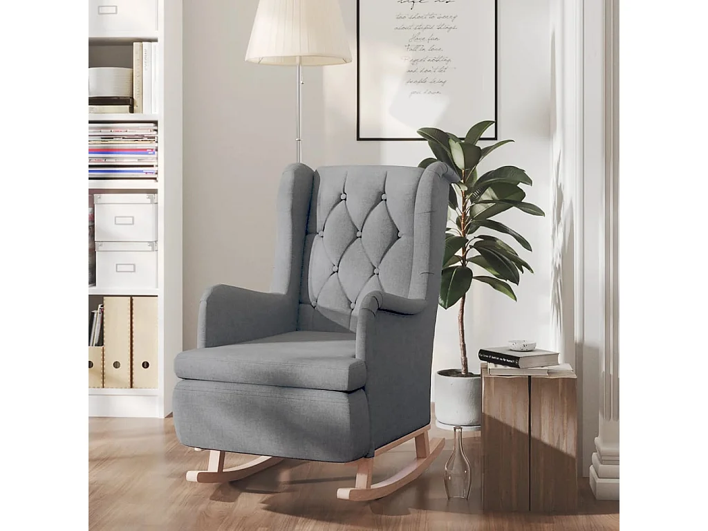 Poltroncina con gambe a dondolo in legno della gomma. Tessuto grigio chiaro