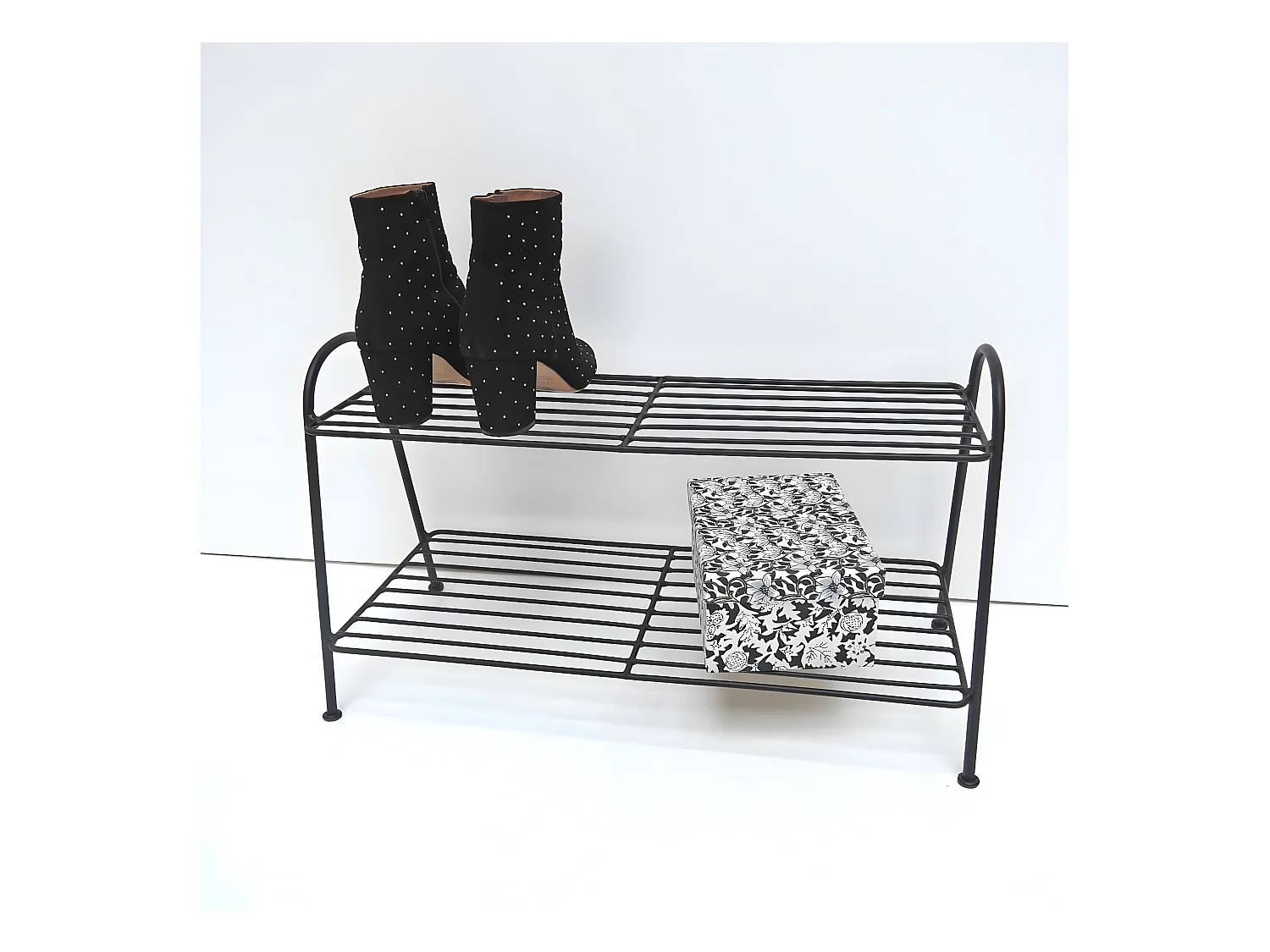 Etagère à chaussures en métal