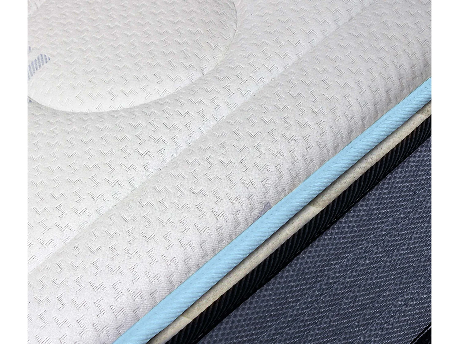 Topper/Sobrecolchón Viscogel 67,5x200x4 Bubble Confort de SonnoMattress