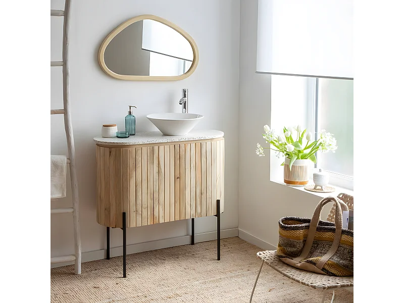 Mueble bajo lavabo de madera de mango y terrazo Lou - Estilo retro para baño
