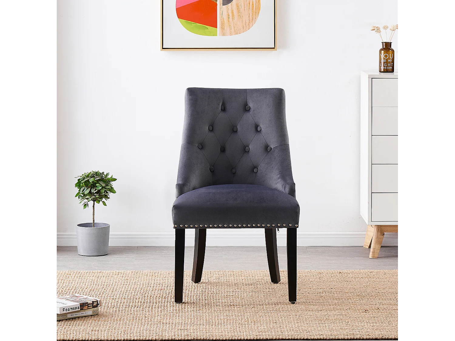 Chaise de salle à manger simple Windsor - Rembourrage en velours moelleux et pieds en bois massif robustes - Parfait pour votre salle à manger et salon - Gris foncé