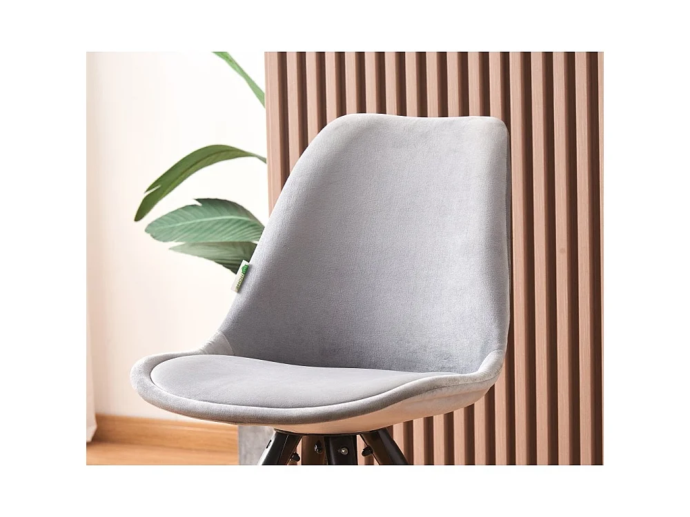 SOFIA - Chaise de salle à manger Rétro - Coque en plastique | Siège rembourré | Jambes en bois - Gris Clair