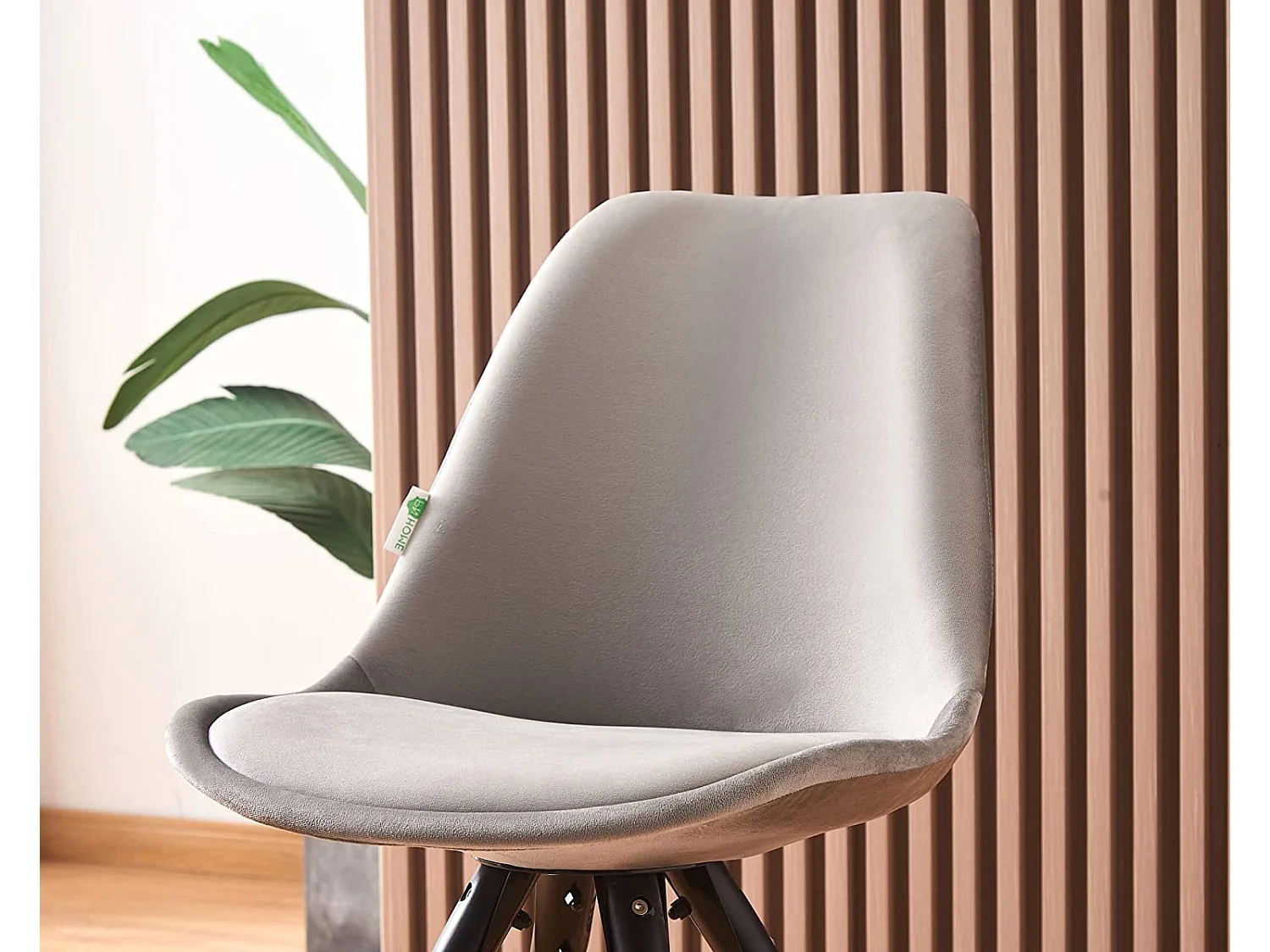 SOFIA - Chaise de salle à manger Rétro - Coque en plastique | Siège rembourré | Jambes en bois - Gris Foncé
