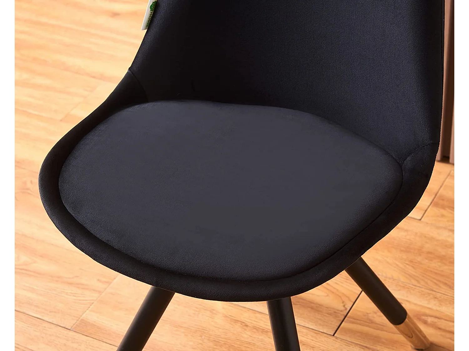 SOFIA - Chaise de salle à manger Rétro - Coque en plastique | Siège rembourré | Jambes en bois - Noir