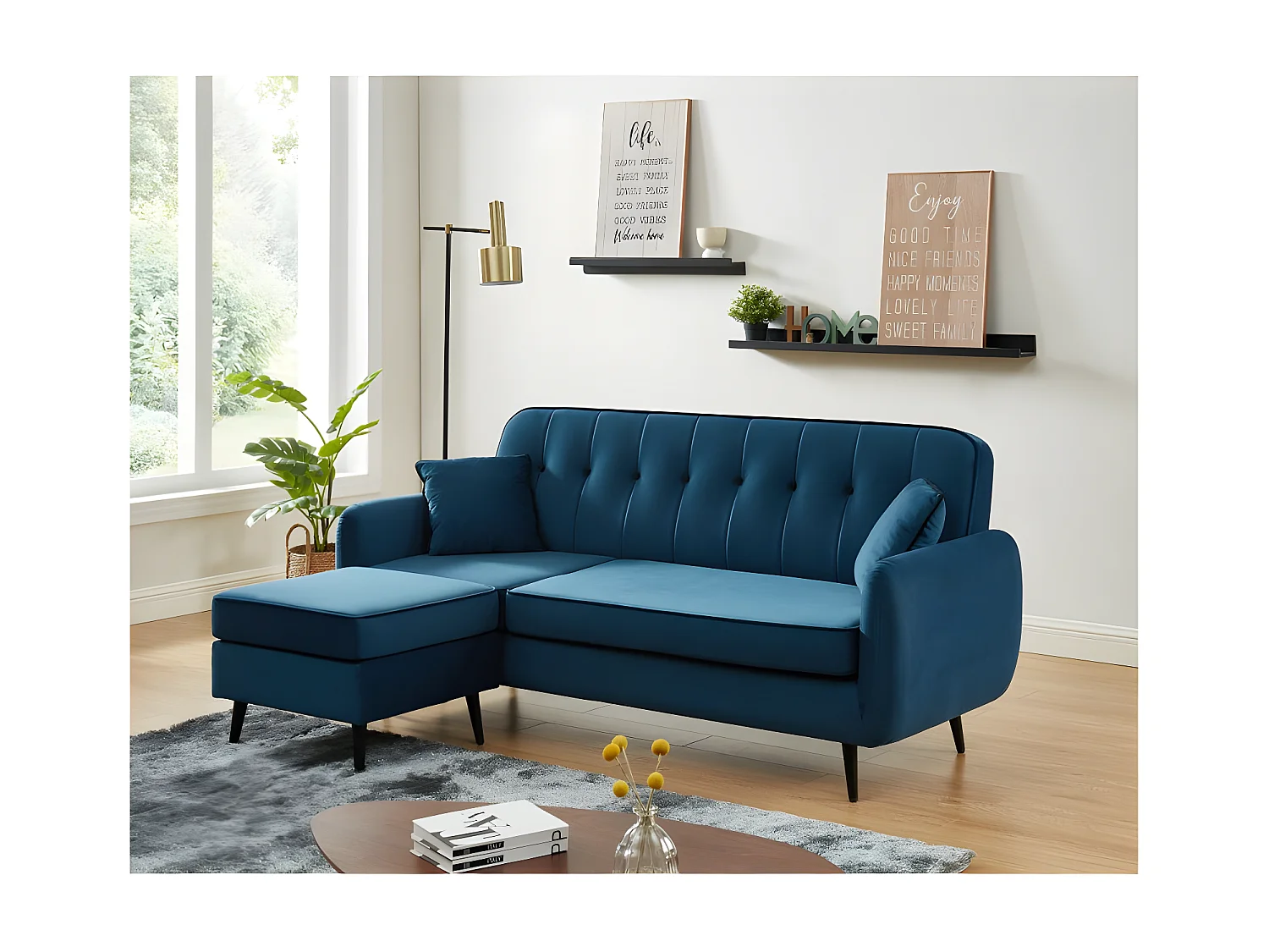 Canapé d'angle SWEETY en velours bleu 4 places avec pieds en métal noir et 2 coussins inclus