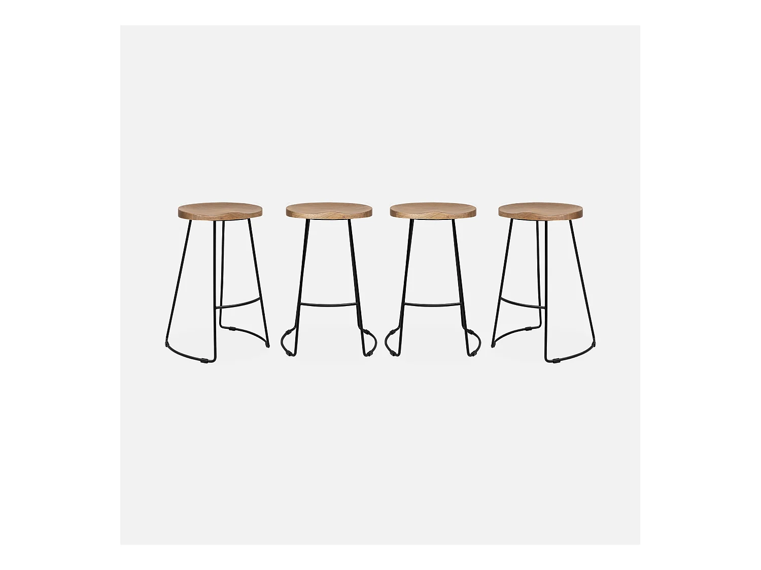 Lot de 4 tabourets de bars bois de manguier naturel et acier. avec repose pieds. 65cm