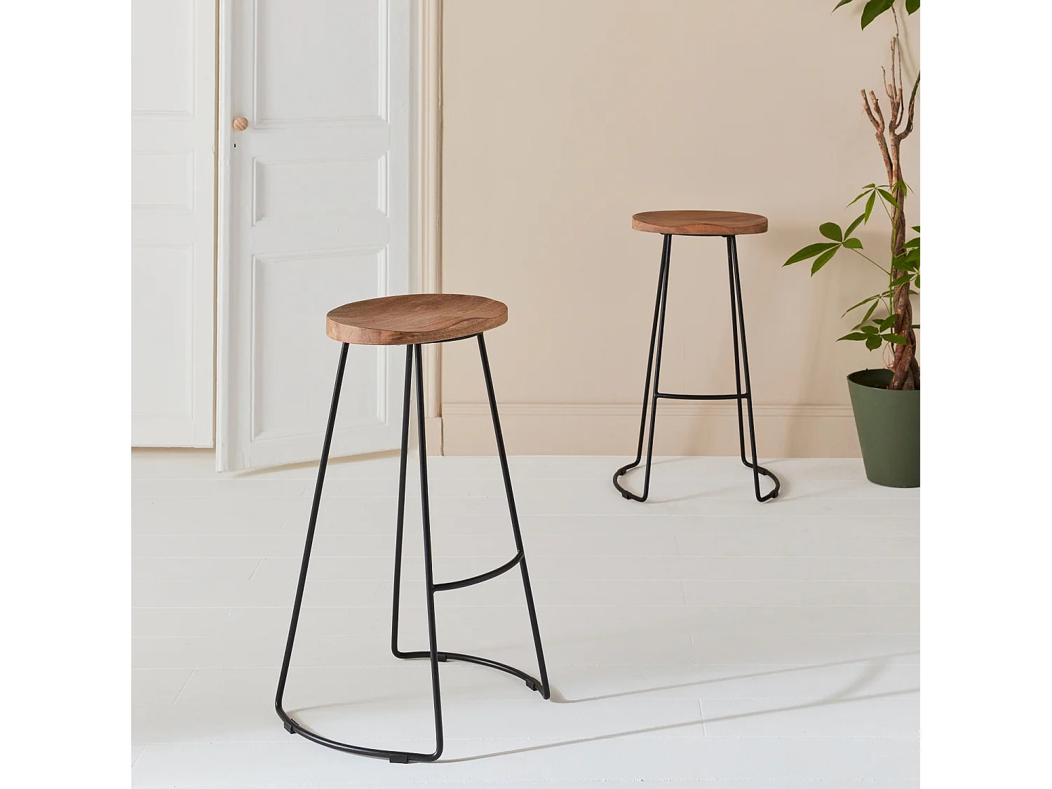 Set di 2 sgabelli da bar in legno di mango e acciaio, 75cm, marrone